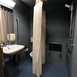 Youth Hostel *